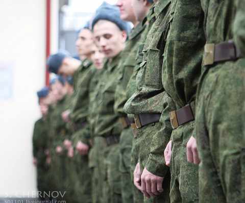 Солдат-срочник в Костромской области застрелил трех сослуживцев, а потом застрелился сам
